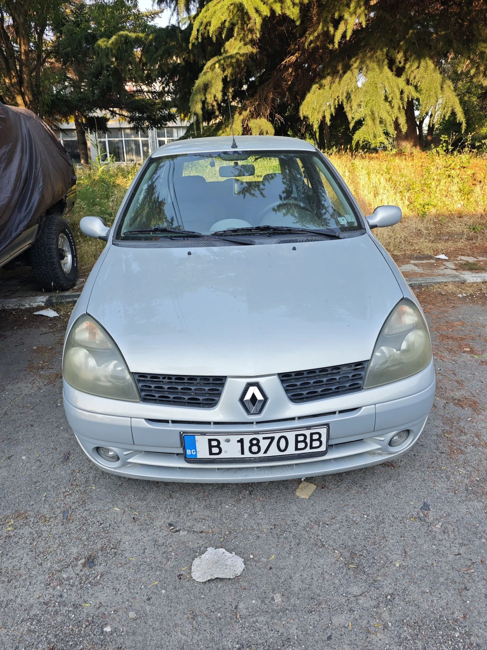 Renault Clio 1.2, снимка 14 - Автомобили и джипове - 55315161