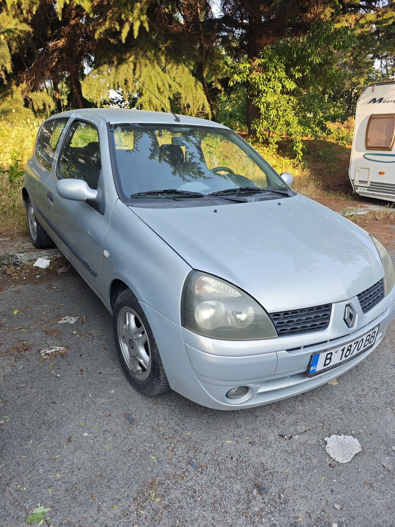 Renault Clio 1.2, снимка 11 - Автомобили и джипове - 55315161