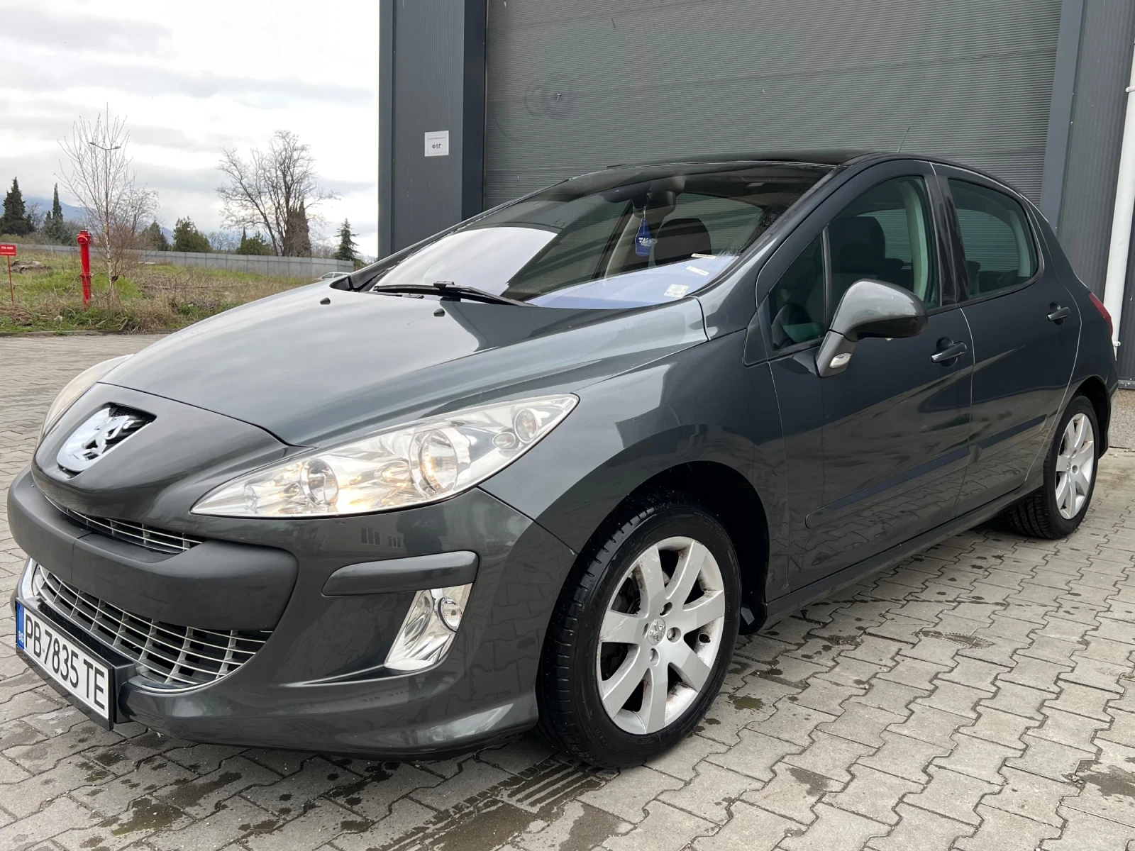 Peugeot 308 1, 6HDI * РЕГИСТРИРАН* 