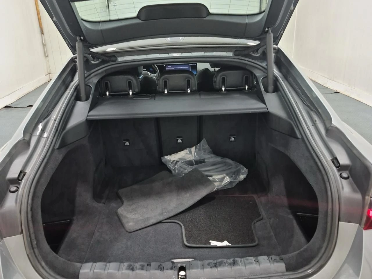 BMW i4 eDrive40 CARFAX НАЛИЧЕН | 2023 | 50 903 км, снимка 13 - Автомобили и джипове - 56222338