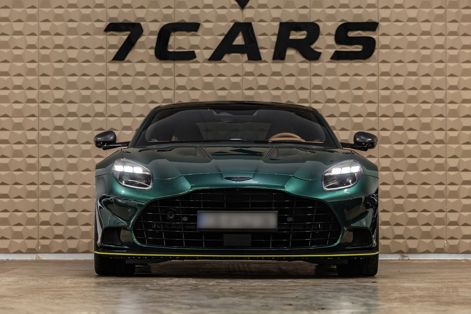 Aston Martin Vanquish 5.2 V12| Carbon| TitaniumExhaust| �������� ������� | Mobile.bg � ����������� 3