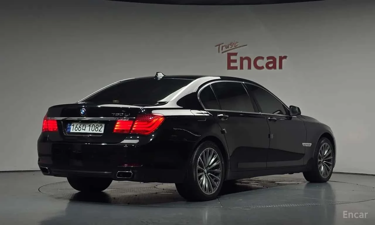 BMW 750 * 750Li xDrive * ЦЕНА ДО БГ, снимка 2 - Автомобили и джипове - 56704510