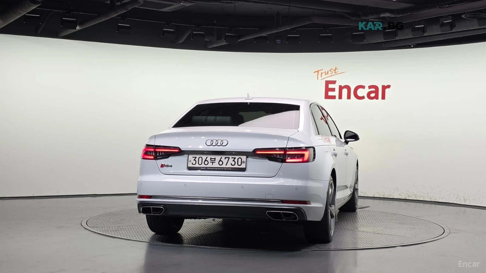 Audi A4 40TFSI* * Tuning* * Камера* * HUD* * Keyless* * , снимка 4 - Автомобили и джипове - 56736416