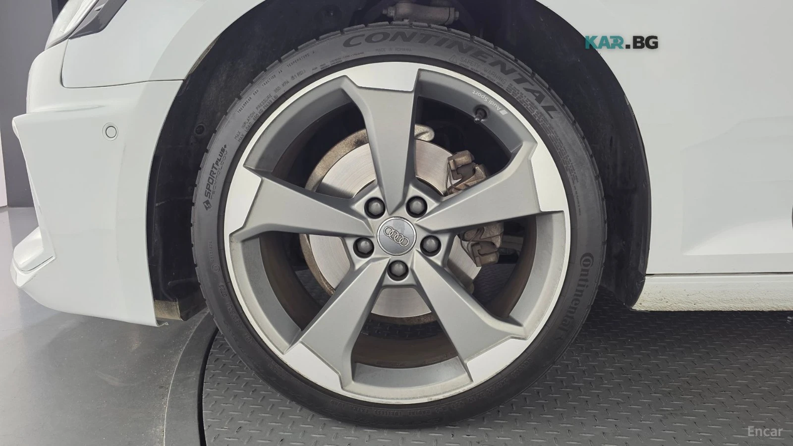 Audi A4 40TFSI* * Tuning* * Камера* * HUD* * Keyless* * , снимка 5 - Автомобили и джипове - 56736416