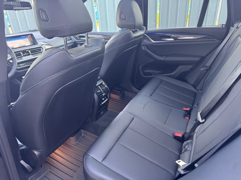BMW X3 3.0 I Xdrive ПРОМО ЦЕНА, снимка 12 - Автомобили и джипове - 51644574
