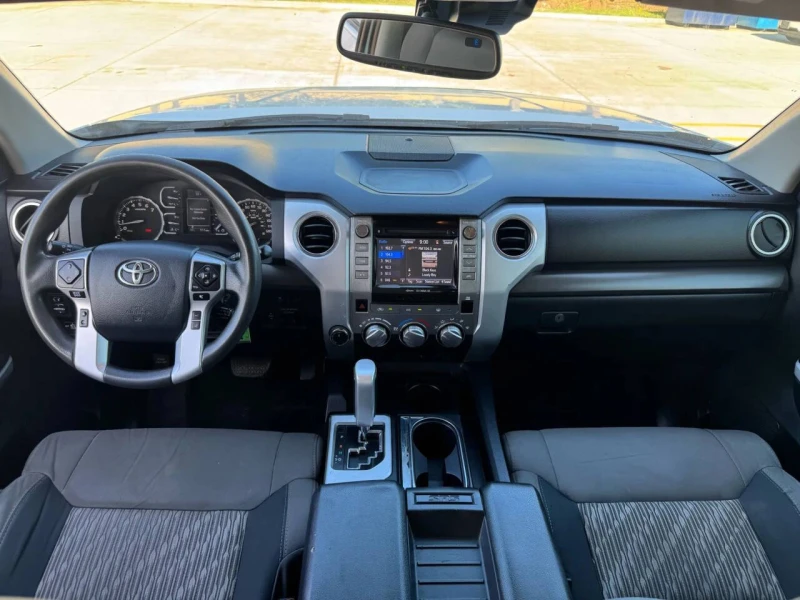 Toyota Tundra SR5 Crew Cab Short Bed, снимка 9 - Автомобили и джипове - 52404420