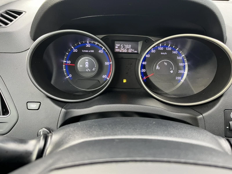 Hyundai IX35 CRDI , снимка 13 - Автомобили и джипове - 52657242