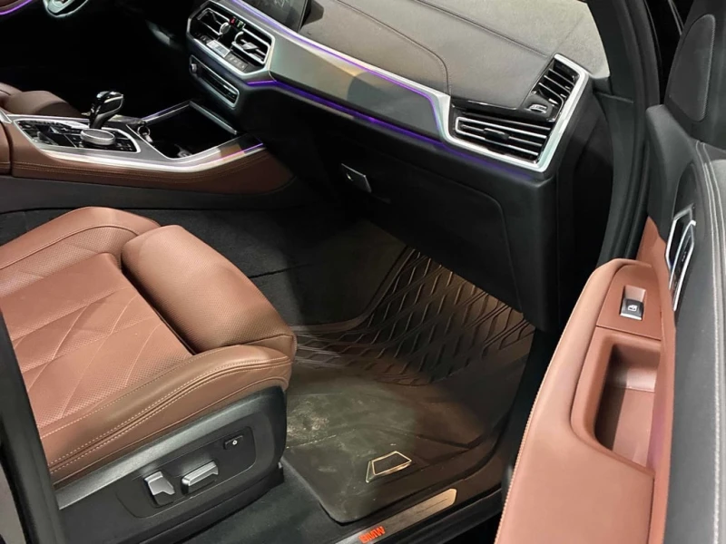 BMW X5 xDrive40i 2023 * CARFAX * БЕЗ ПЪРВОНАЧАЛНА ВНОСКА, снимка 11 - Автомобили и джипове - 52591498