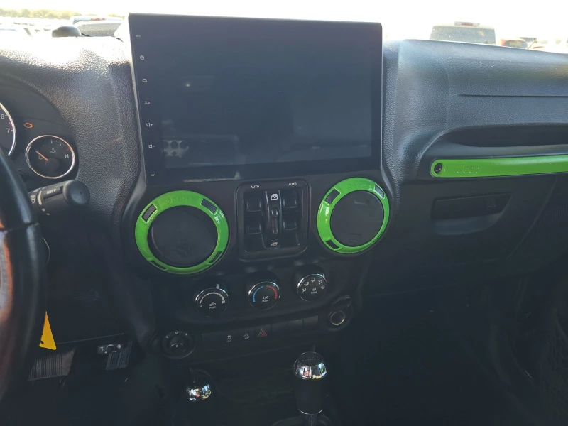 Jeep Wrangler Unlimited Sport SAVAGE EDITION 3xTV, снимка 10 - Автомобили и джипове - 52694362