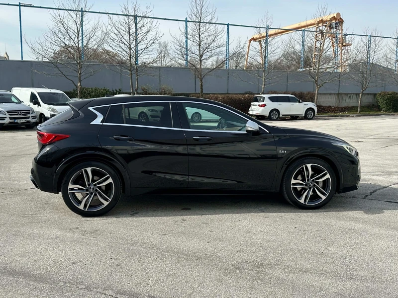 Infiniti Q30 2.0 Turbo Sport AWD, Реални км, снимка 5 - Автомобили и джипове - 53558064