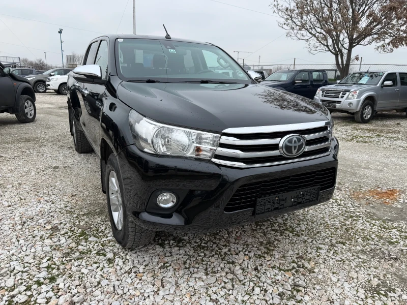 Toyota Hilux 2.4 d4d Avtomat , снимка 14 - Автомобили и джипове - 53596418