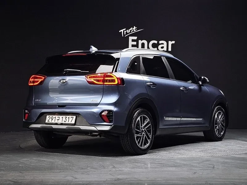 Kia Niro 1.6 Hev Prestige, снимка 2 - Автомобили и джипове - 56000621