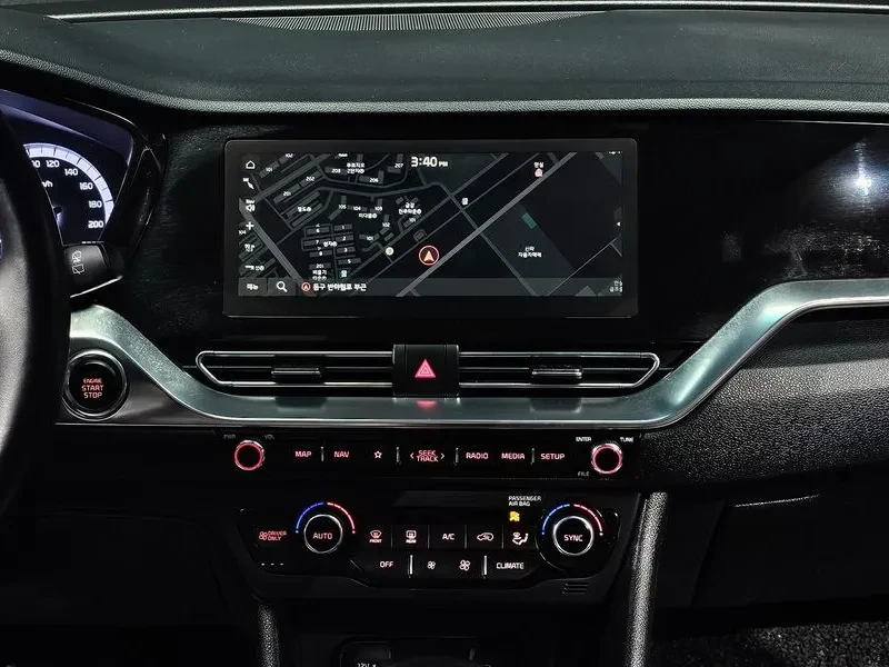 Kia Niro 1.6 Hev Prestige, снимка 14 - Автомобили и джипове - 56000621