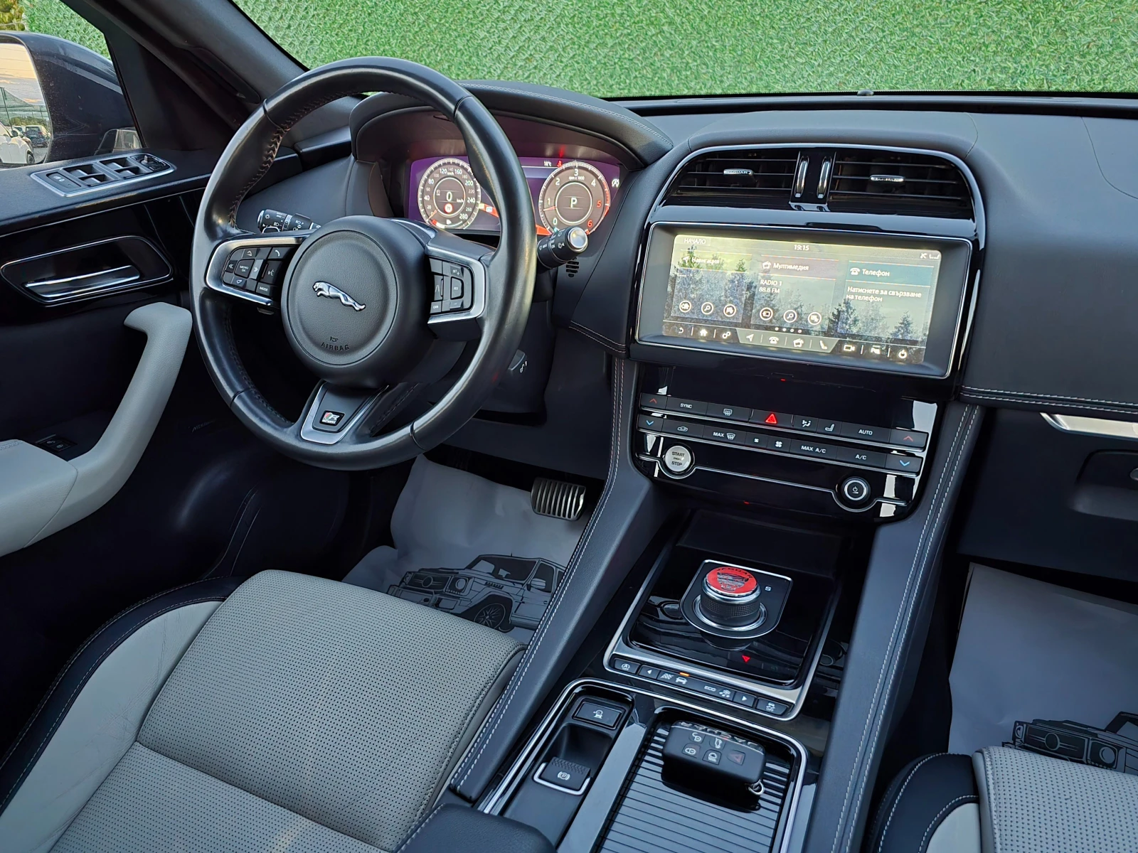 Jaguar F-PACE 3.0d* 300кс* 700hm* R-Sport* AWD* DIGITAL*  | Mobile.bg — изображение 15
