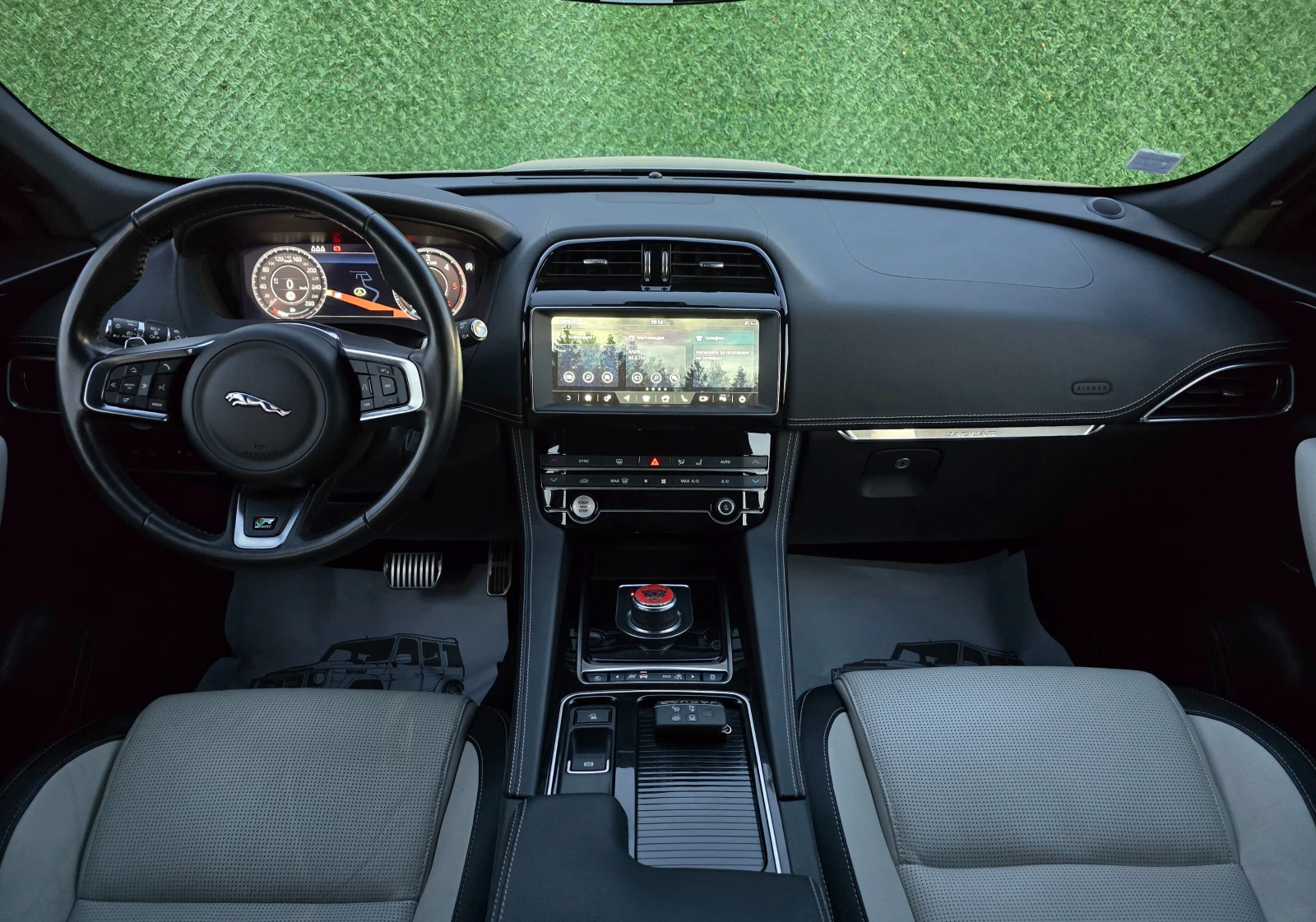 Jaguar F-PACE 3.0d* 300кс* 700hm* R-Sport* AWD* DIGITAL*  | Mobile.bg — изображение 13