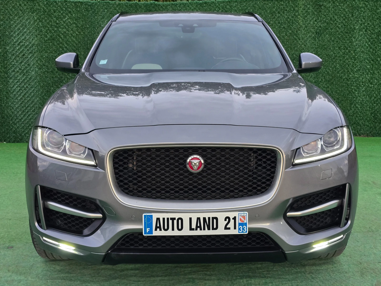 Jaguar F-PACE 3.0d* 300кс* 700hm* R-Sport* AWD* DIGITAL*  | Mobile.bg — изображение 2