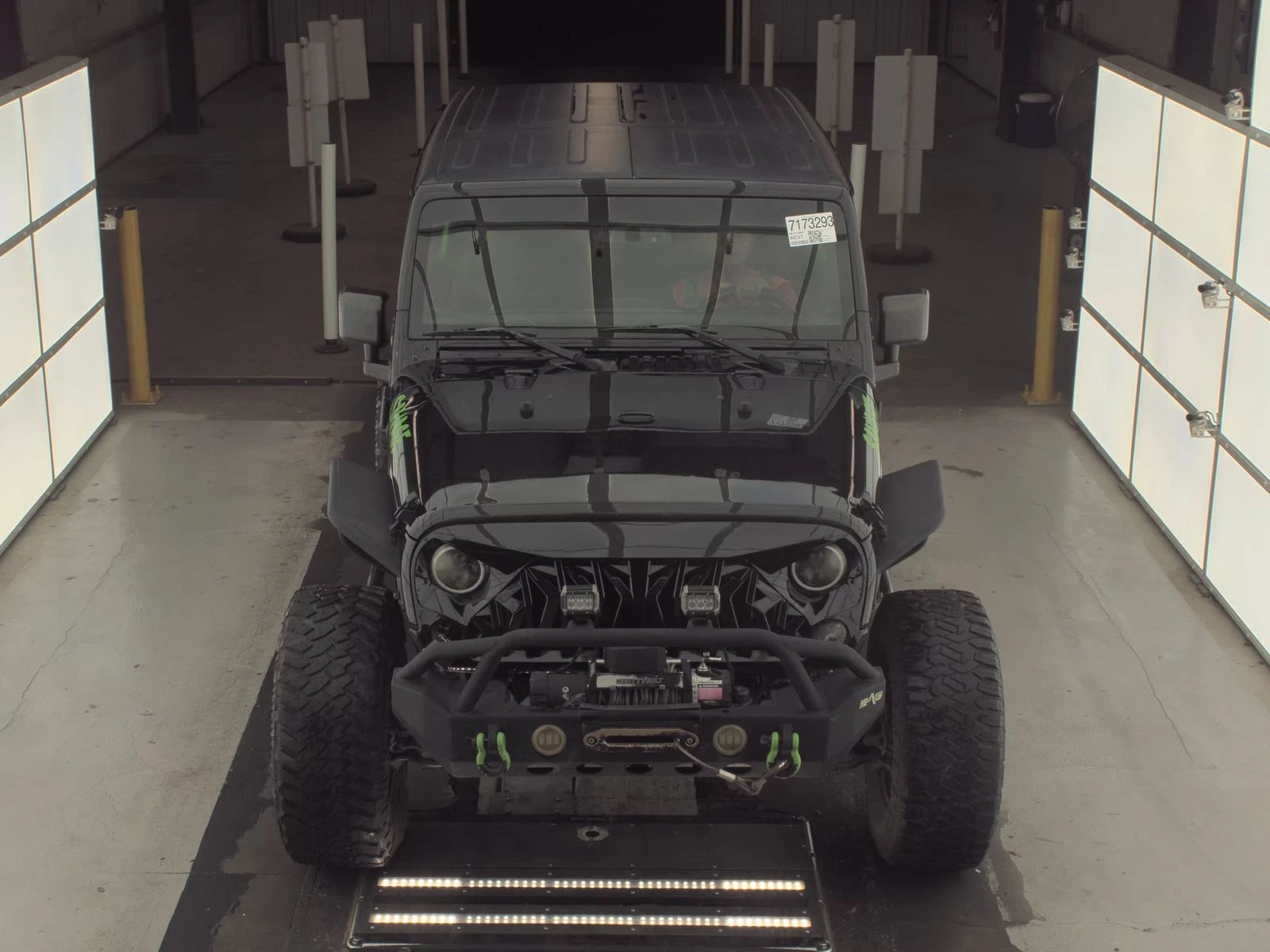 Jeep Wrangler Unlimited Sport SAVAGE EDITION 3xTV - изображение 2