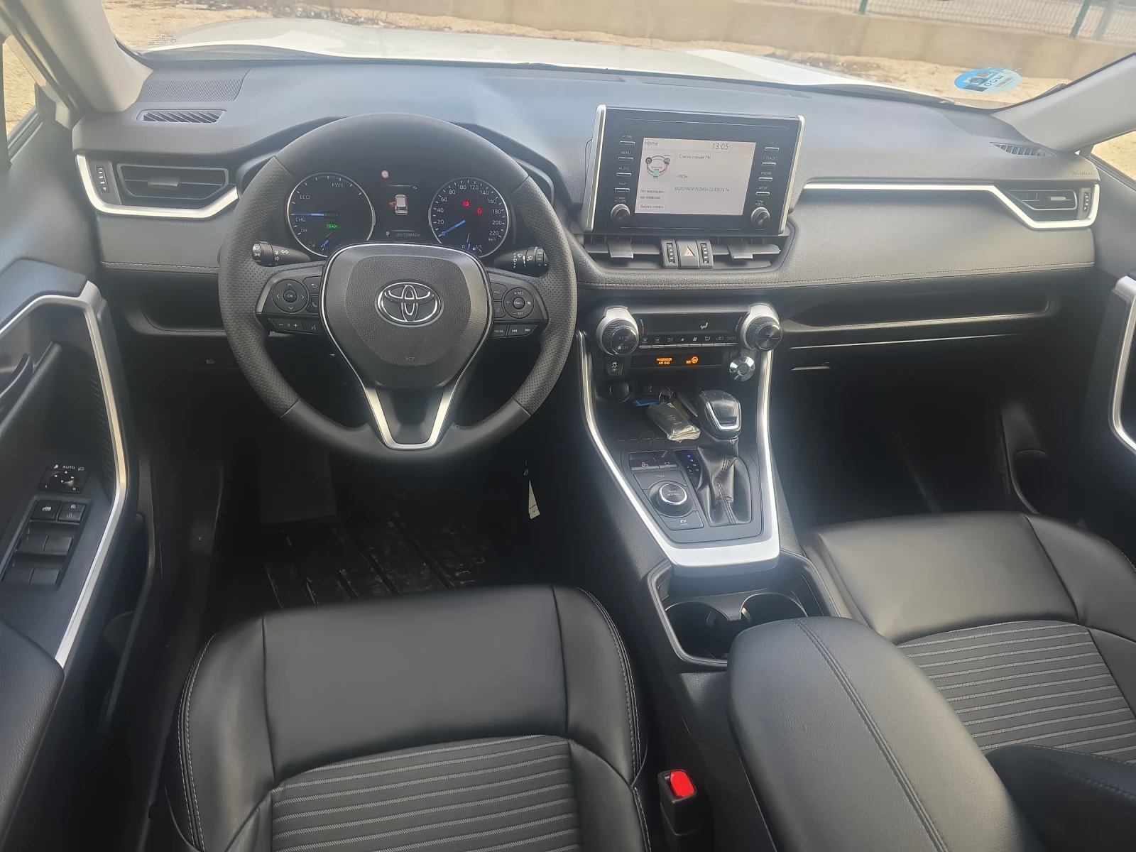 Toyota Rav4 2.5.4х4 222кс - изображение 9