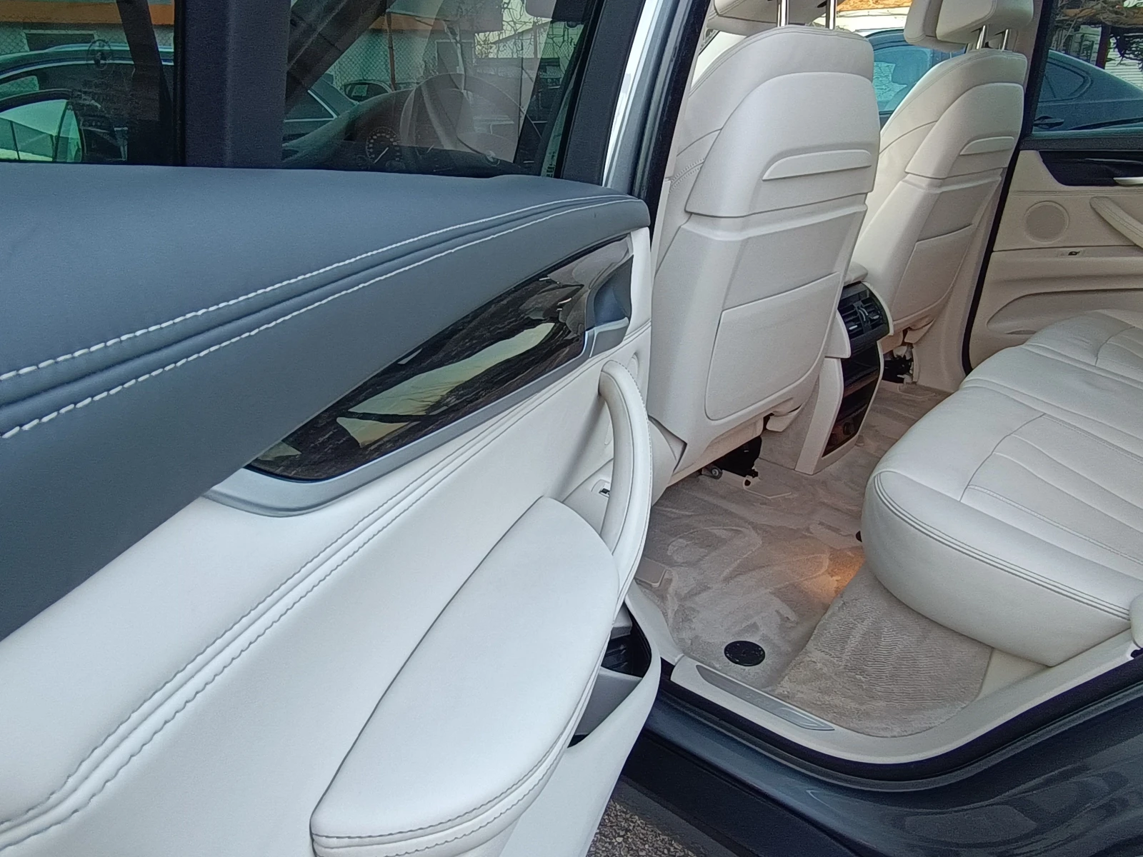 BMW X5 4.0d-313к.с.! 185600км!!! ШВЕЙЦАРИЯ !!  - изображение 8