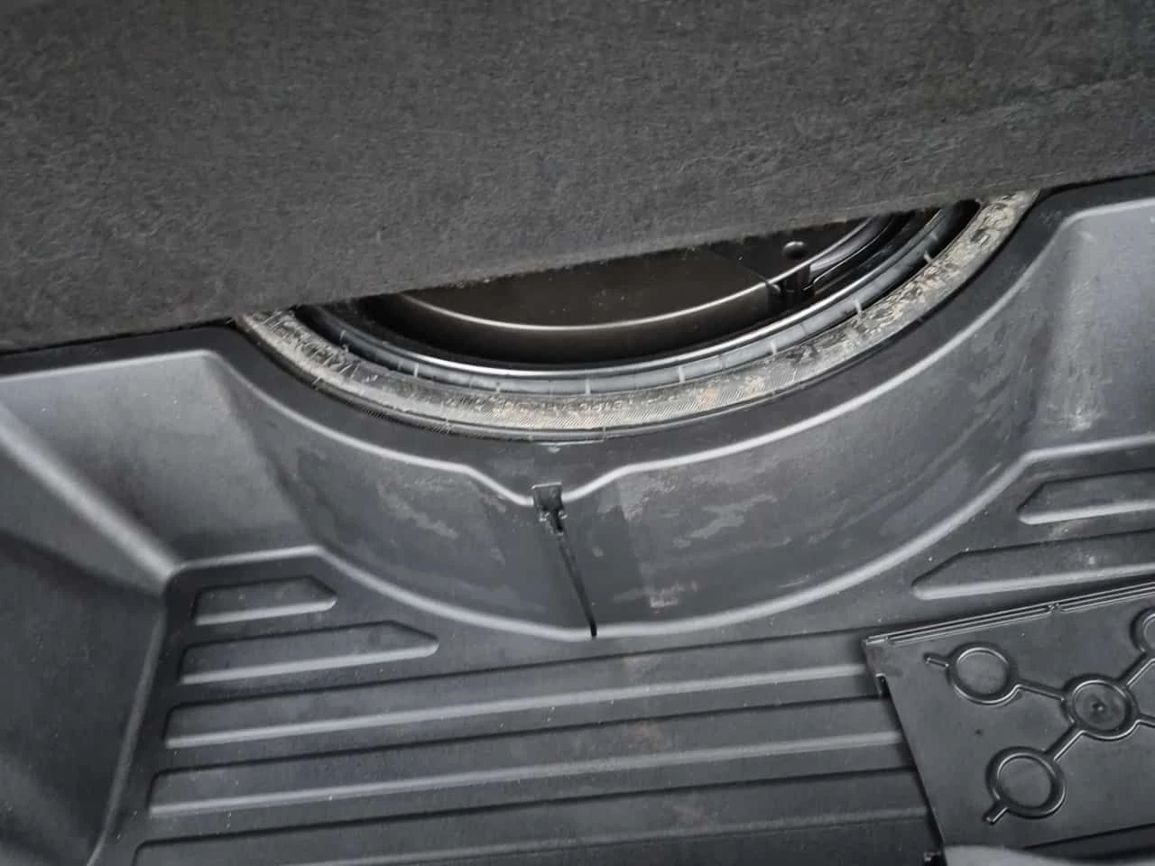 Audi Q5 * 2.0T KOMFORT * CARFAX * 2 КЛЮЧА, снимка 14 - Автомобили и джипове - 53831473