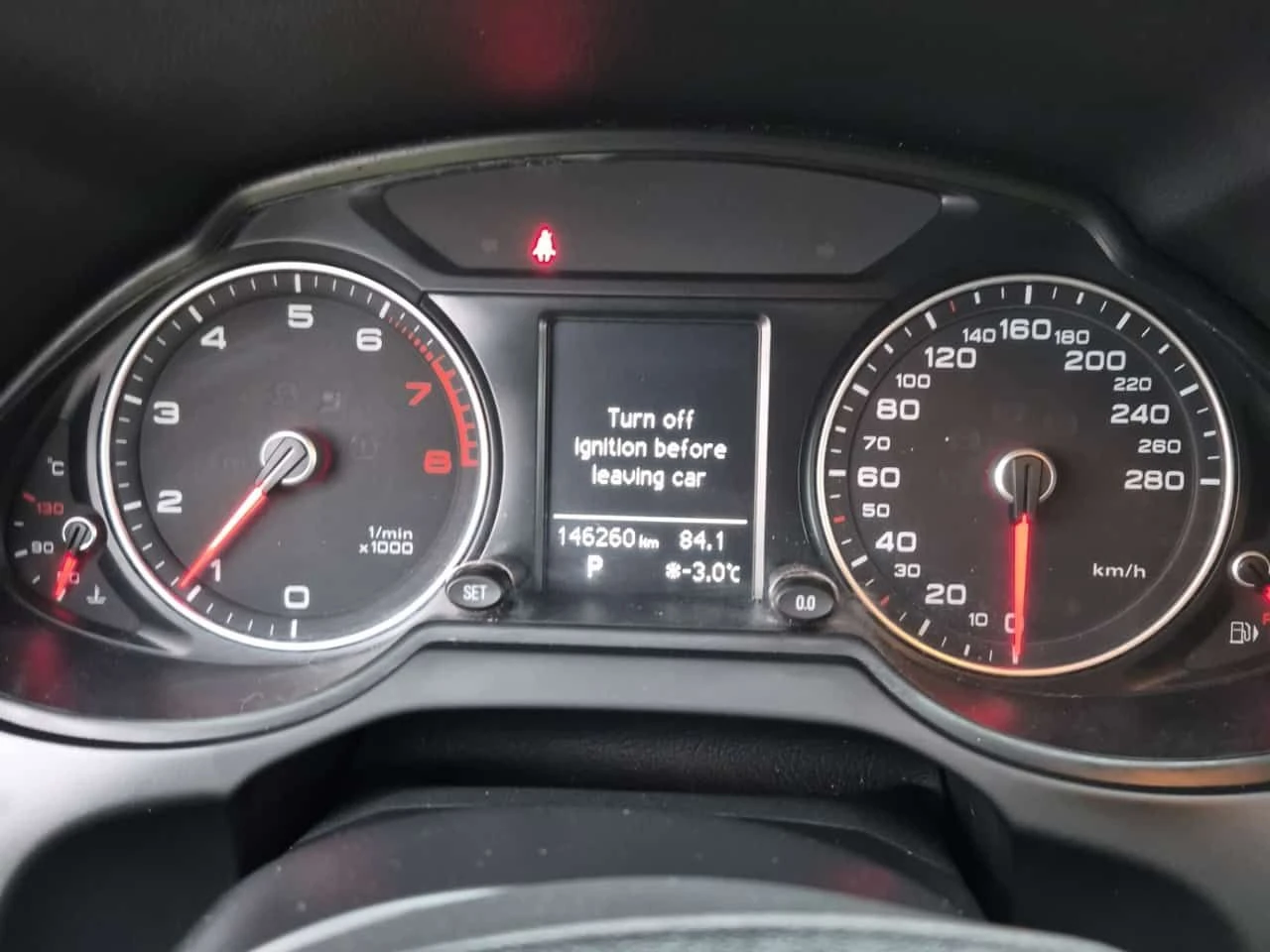 Audi Q5 * 2.0T KOMFORT * CARFAX * 2 КЛЮЧА, снимка 9 - Автомобили и джипове - 53831473