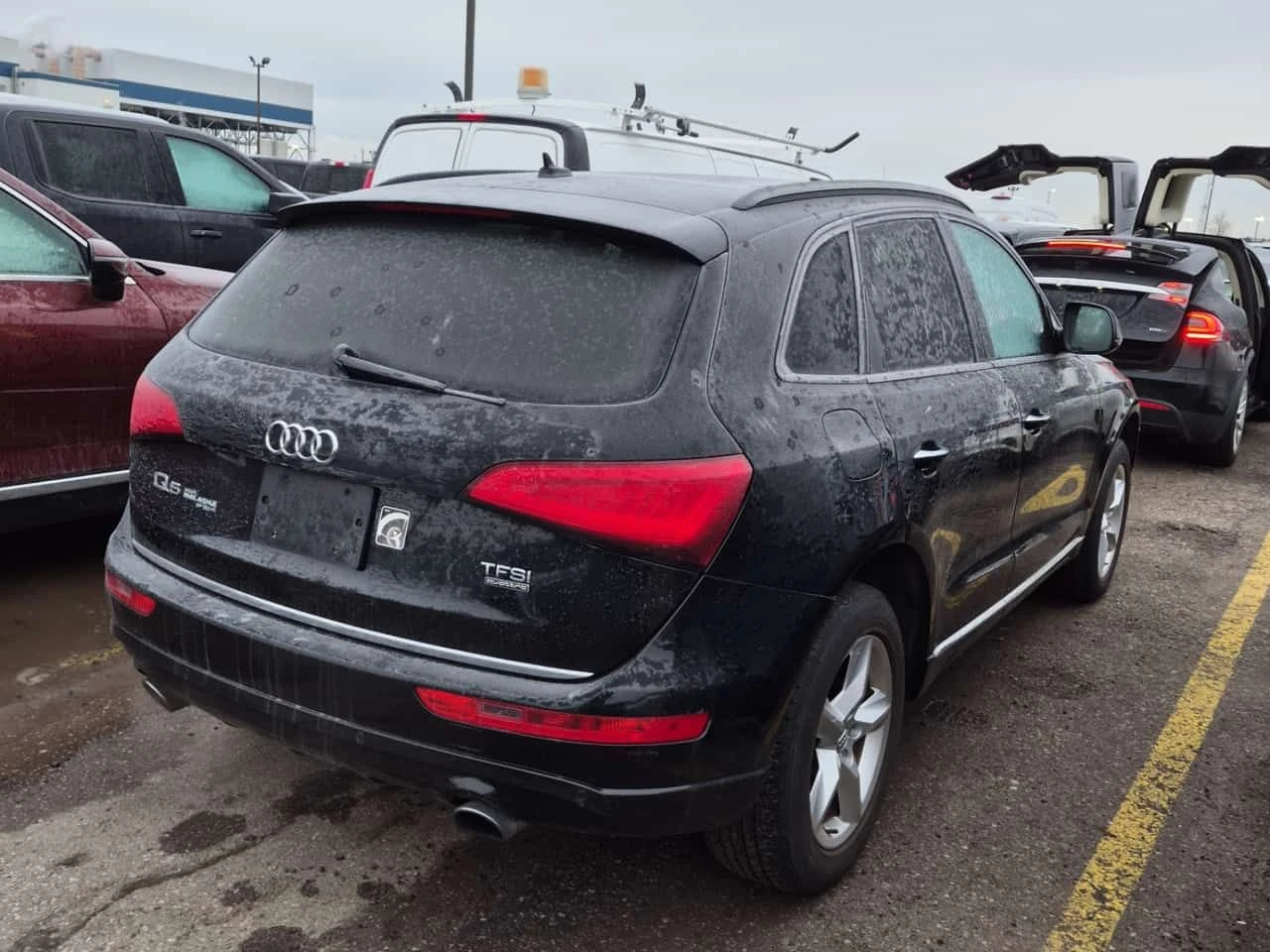 Audi Q5 * 2.0T KOMFORT * CARFAX * 2 КЛЮЧА, снимка 3 - Автомобили и джипове - 53831473