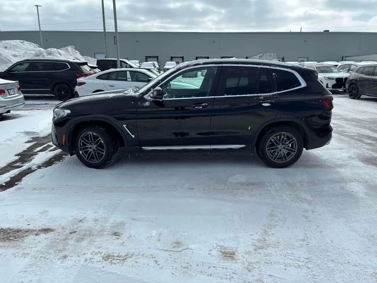 BMW X3 * xDrive30i * ПОДГРЕВИ * КАМЕРА * ПАМЕТ * CARPLAY, снимка 2 - Автомобили и джипове - 53965990