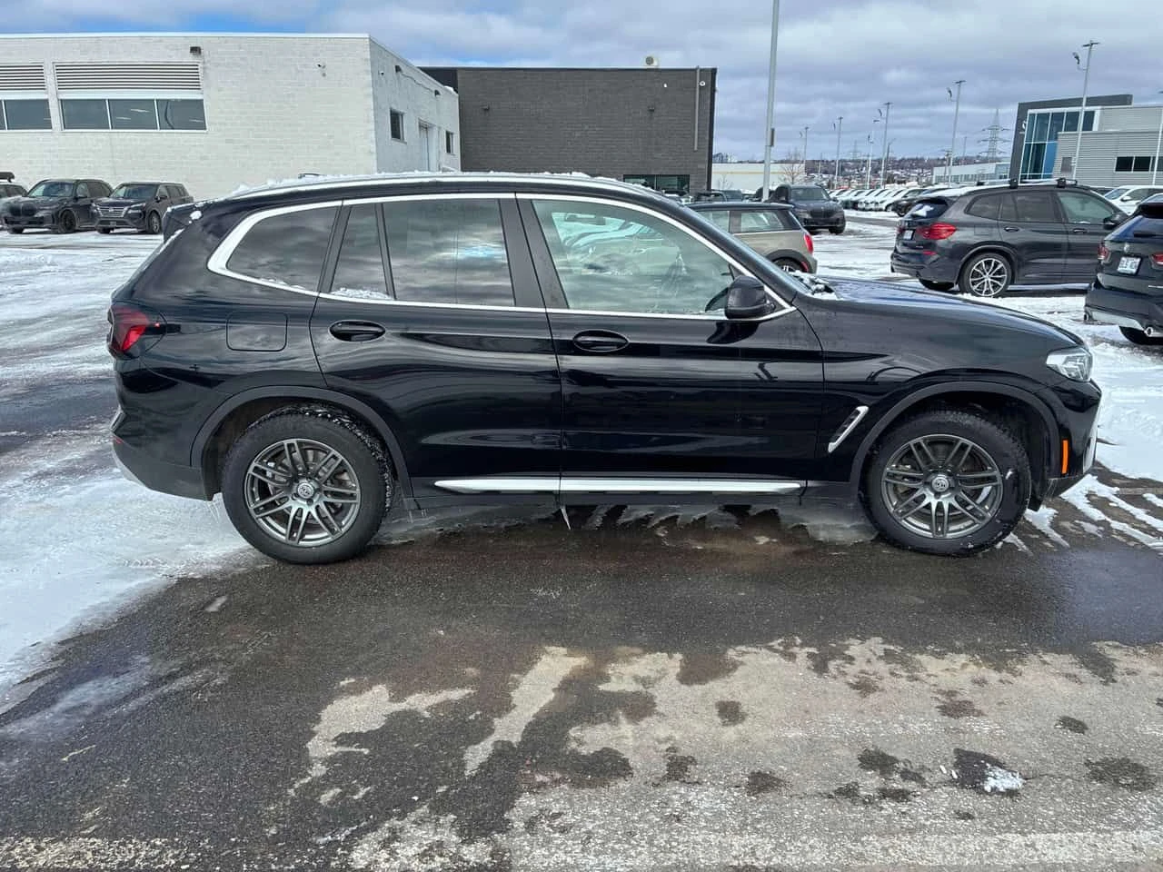 BMW X3 * xDrive30i * ПОДГРЕВИ * КАМЕРА * ПАМЕТ * CARPLAY, снимка 3 - Автомобили и джипове - 53965990