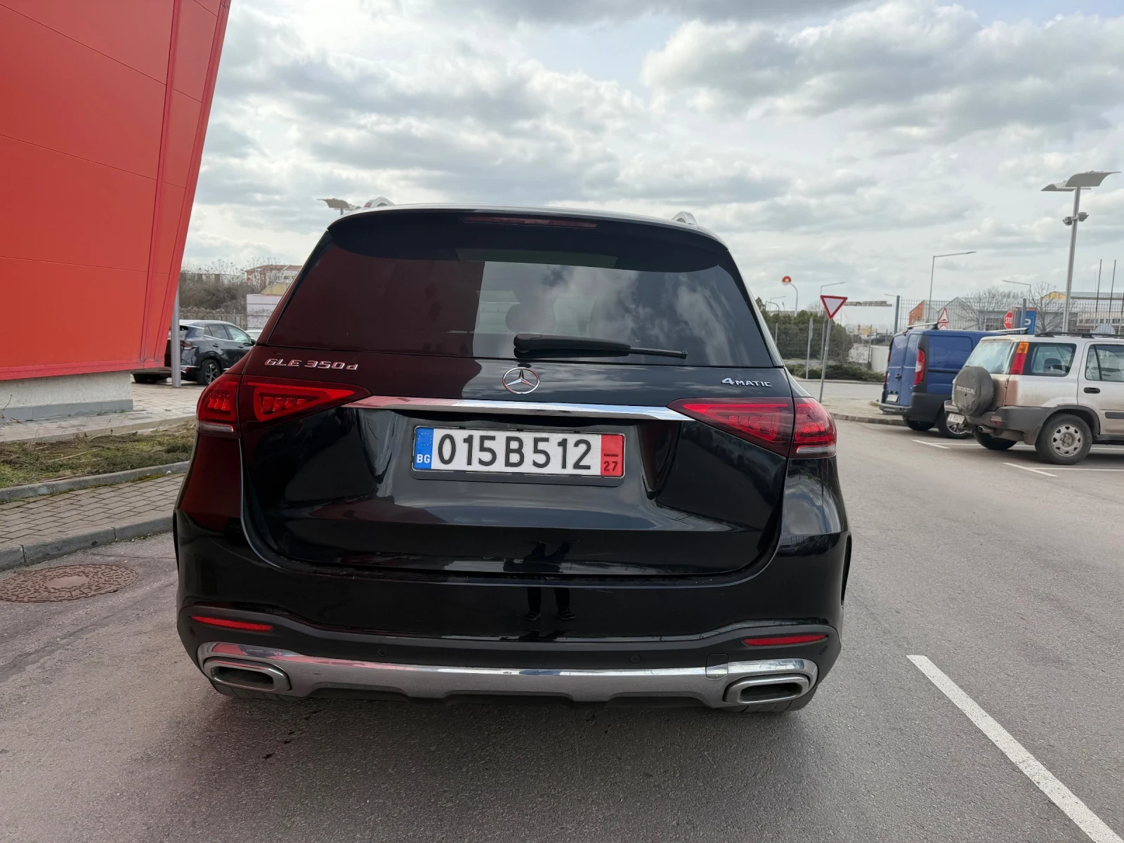 Mercedes-Benz GLE 350 AMG* ГАРАНЦИЯ* ПАНОРАМА, снимка 6 - Автомобили и джипове - 54205194