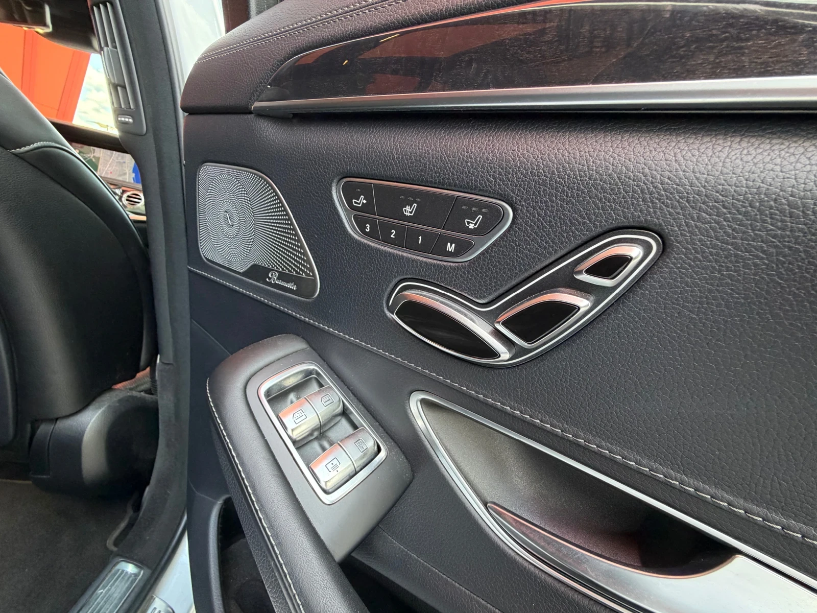 Mercedes-Benz S 560 AMG* ГАРАНЦИЯ* ПАНОРАМА* БАРТЕР, снимка 6 - Автомобили и джипове - 54205194