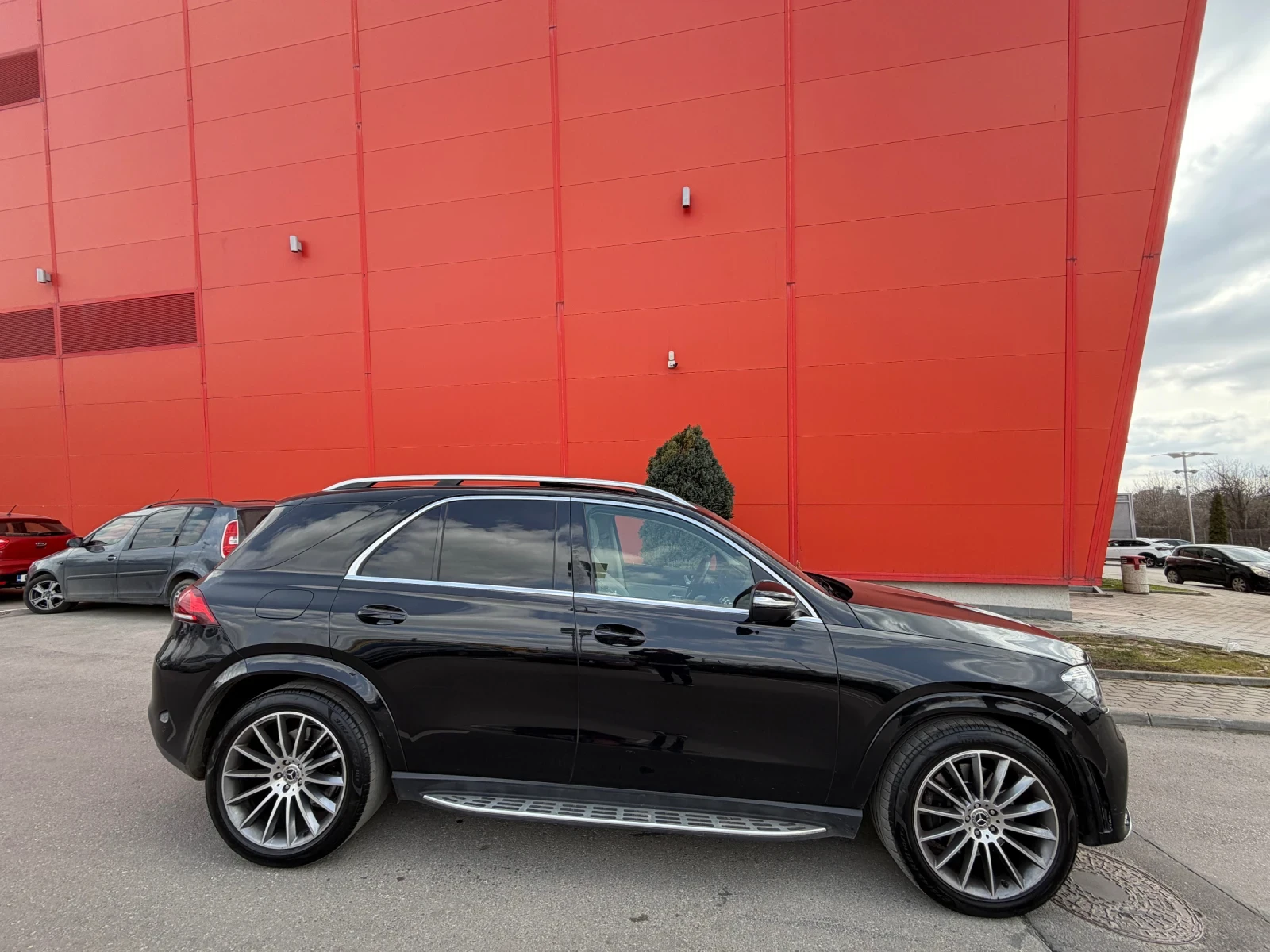 Mercedes-Benz GLE 350 AMG* ГАРАНЦИЯ* ПАНОРАМА, снимка 4 - Автомобили и джипове - 54205194
