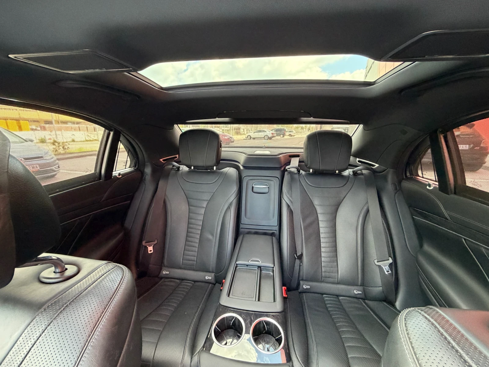 Mercedes-Benz S 560 AMG* ГАРАНЦИЯ* ПАНОРАМА* БАРТЕР, снимка 13 - Автомобили и джипове - 54205194