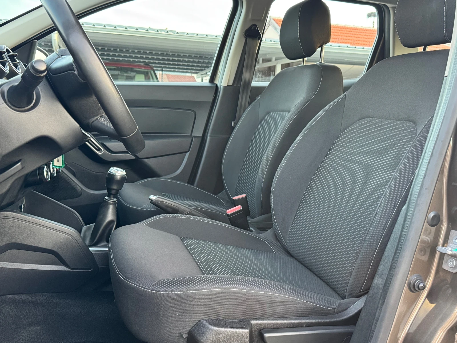 Dacia Duster 1.5DCI 4x4 ������ | Mobile.bg � ����������� 7