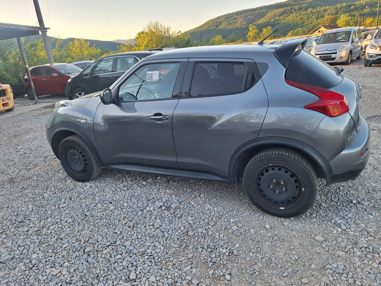 Nissan Juke 1.5DCI, снимка 3 - Автомобили и джипове - 54596488