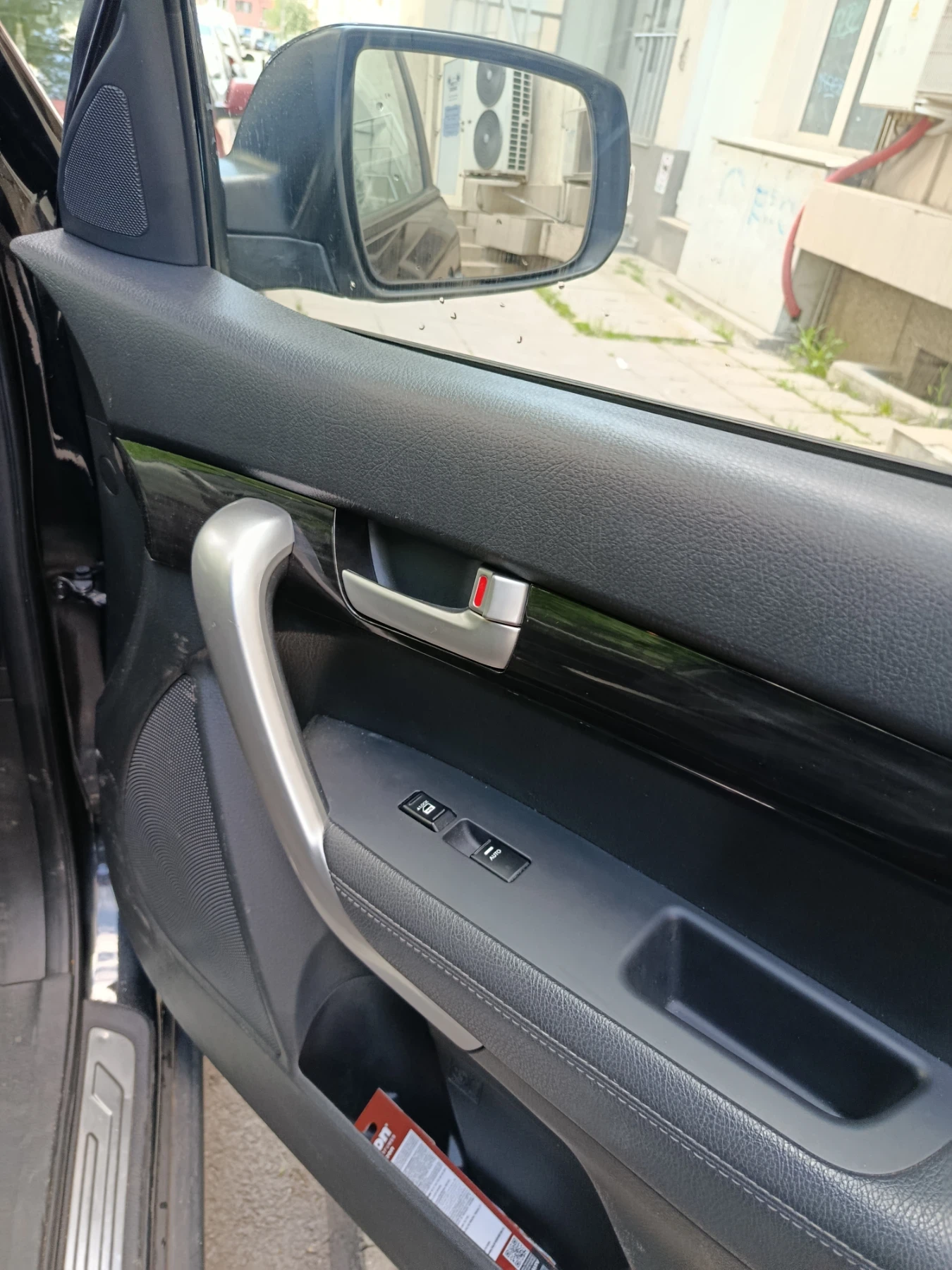 Kia Sorento 2.2 CRDI, снимка 6 - Автомобили и джипове - 54691280