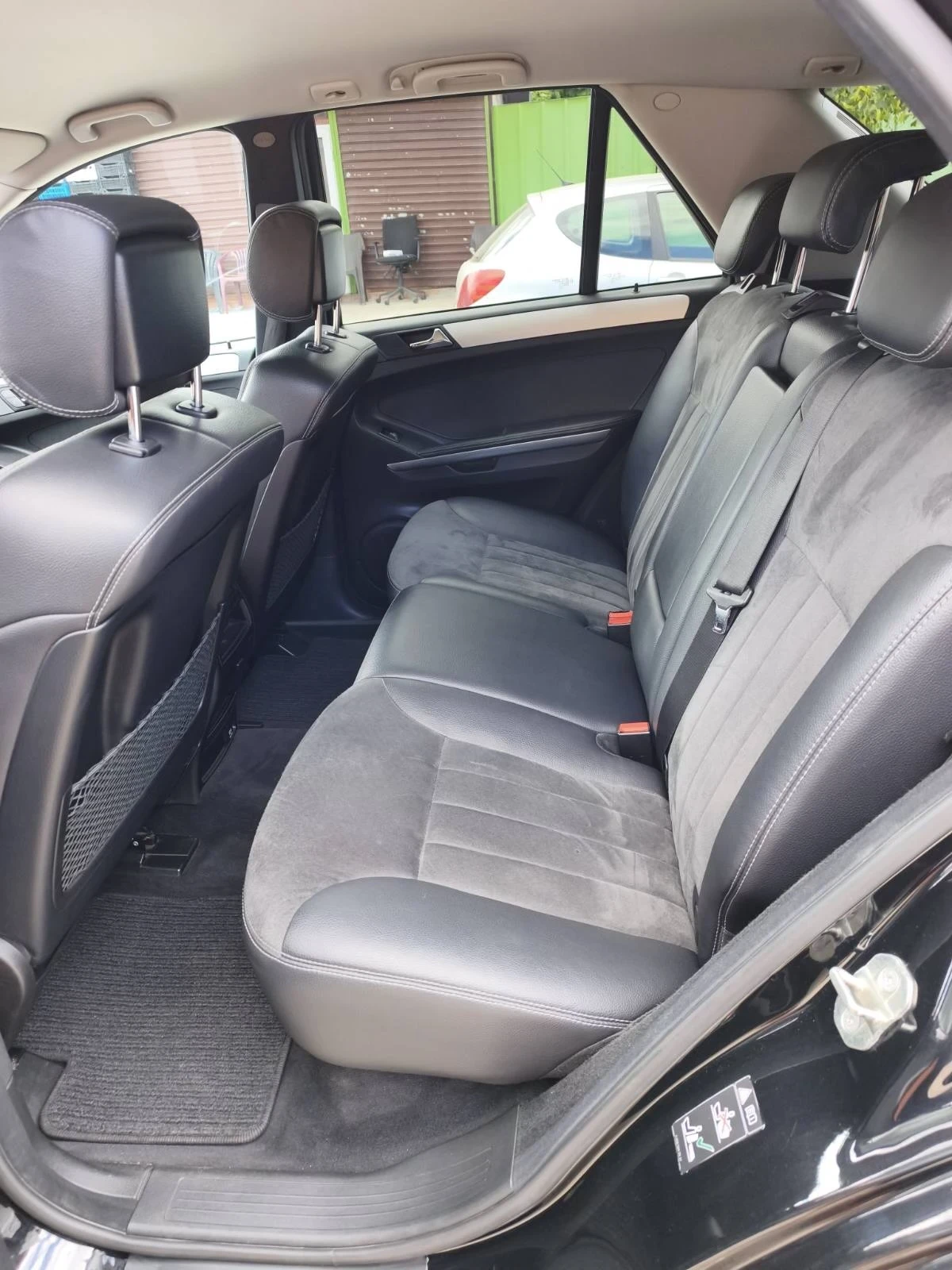 Mercedes-Benz ML 320 ML 320, снимка 8 - Автомобили и джипове - 54934781