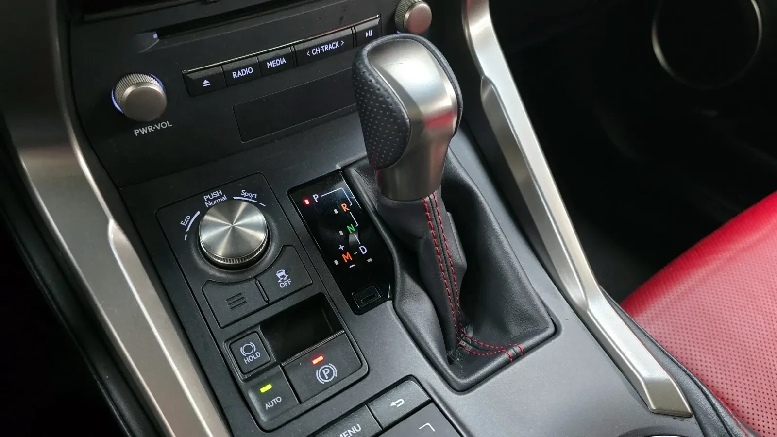 Lexus NX 300 * 2.0 F-Sport* � ���.3 ������ �.� | Mobile.bg � ����������� 17