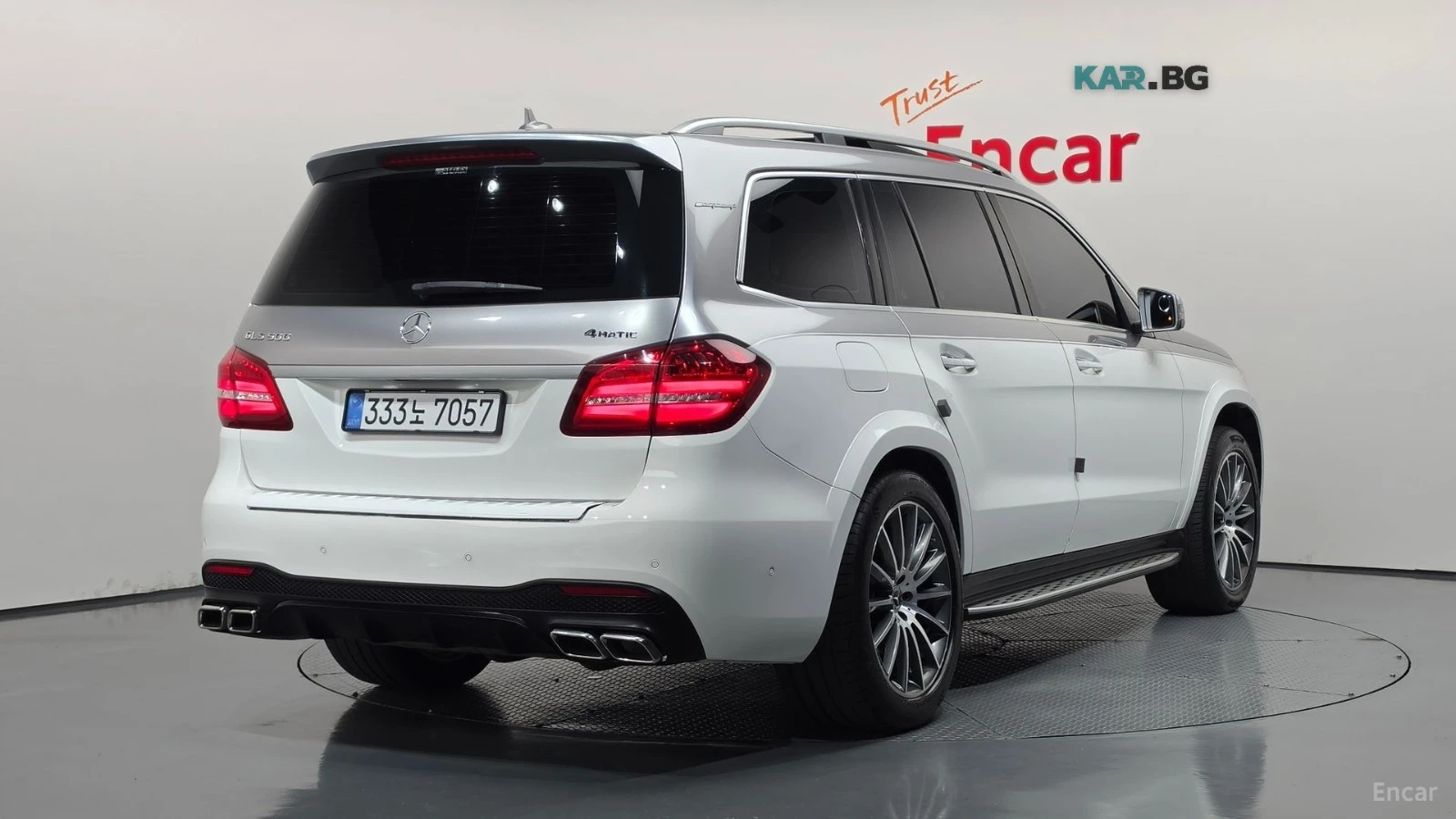 Mercedes-Benz GLS 500 4MATIC* 360* КОЖА* ОБДУХ* НАВИ* ПАНО* МОНИТОРИ, снимка 2 - Автомобили и джипове - 56009681