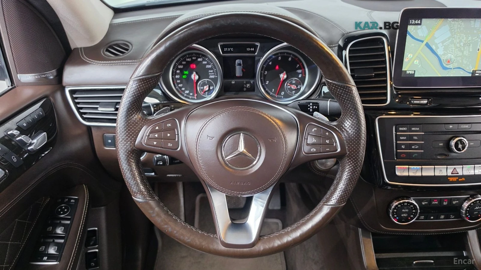 Mercedes-Benz GLS 500 4MATIC* 360* КОЖА* ОБДУХ* НАВИ* ПАНО* МОНИТОРИ, снимка 11 - Автомобили и джипове - 56009681