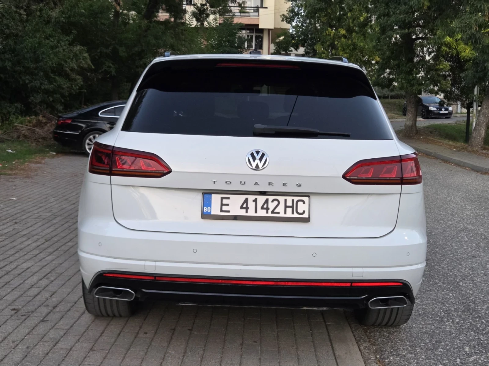 VW Touareg, снимка 6 - Автомобили и джипове - 56127144