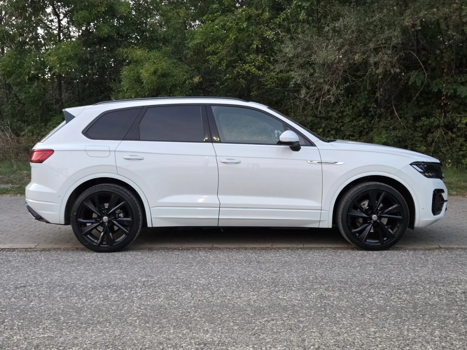 VW Touareg, снимка 5 - Автомобили и джипове - 56127144