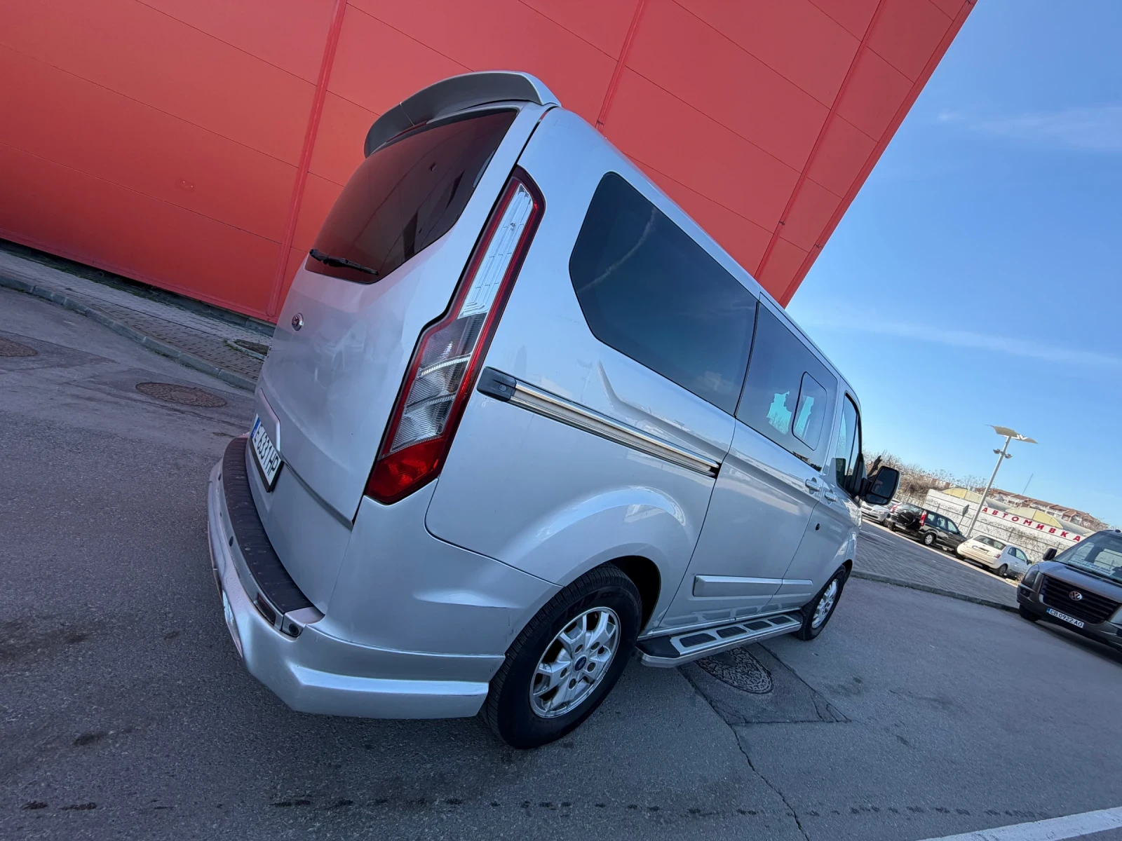 Ford Tourneo CUSTOM* 2.2D* 9места* БАРТЕР, снимка 5 - Бусове и автобуси - 53820177