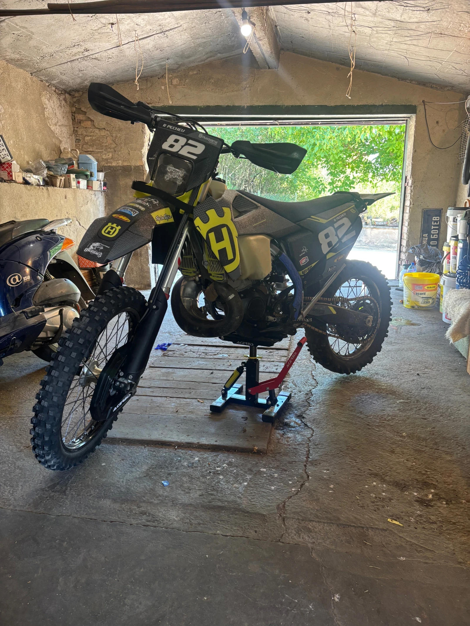 Husqvarna TE, снимка 6 - Мотоциклети и мототехника - 56180581