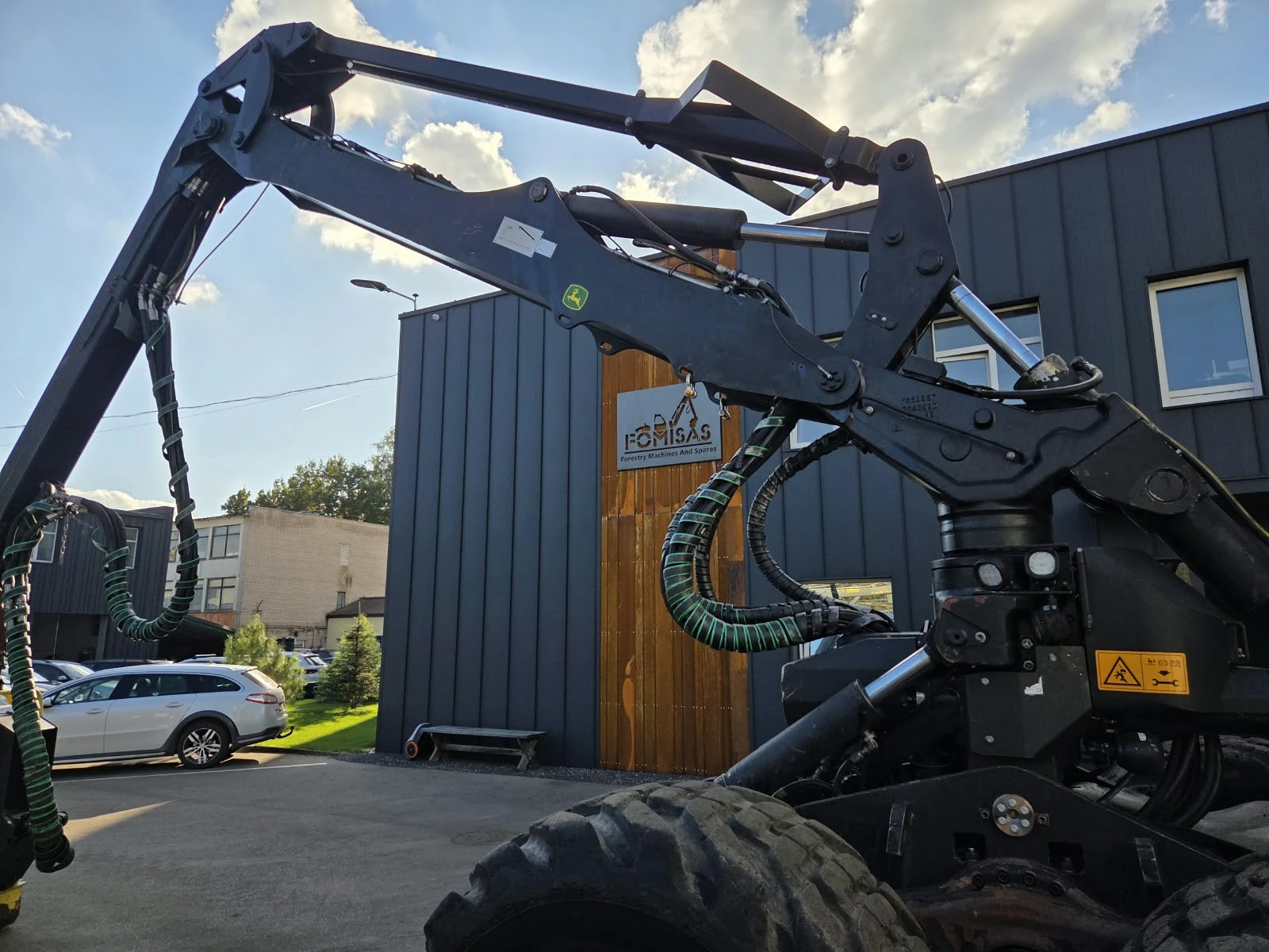 �������������� ������ ������ �� ���������� John Deere 1470E IT4 | Mobile.bg � ����������� 9