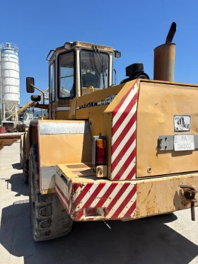 Челен товарач Liebherr 521 | Auto.bg — изображение 3