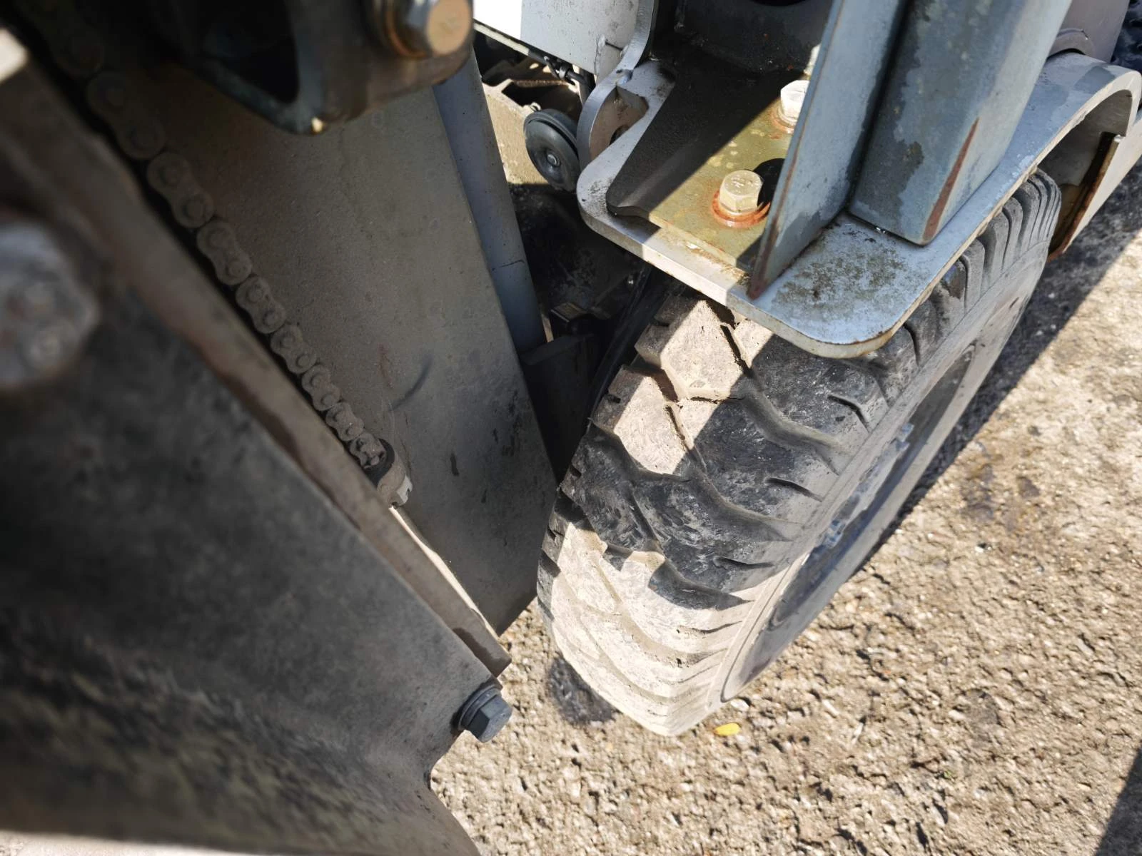 ������� Nissan 1500�� ������� | Mobile.bg � ����������� 10