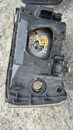 Фарове за VW T5 2007година, снимка 9 - Части - 52628775