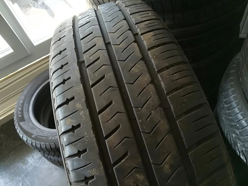 Гуми Летни 205/65R16, снимка 2 - Гуми и джанти - 21467460