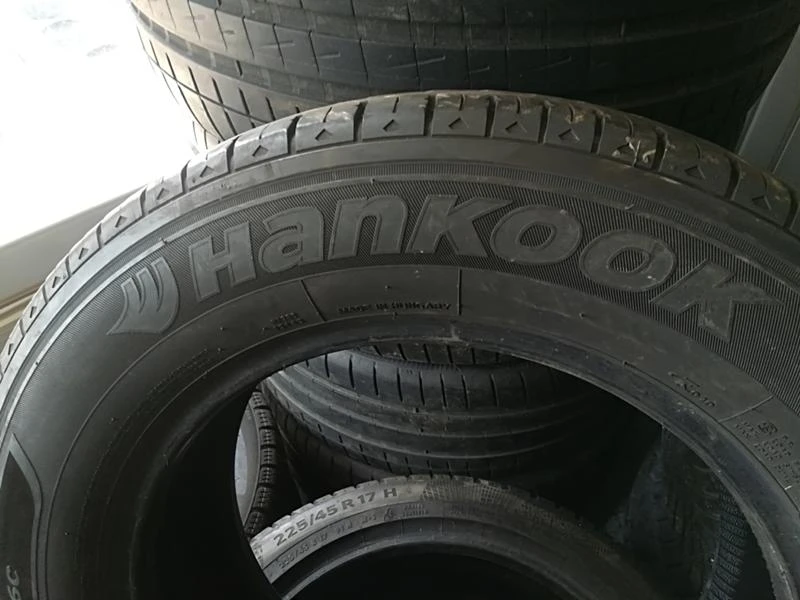 Гуми Летни 205/65R16, снимка 3 - Гуми и джанти - 21467460