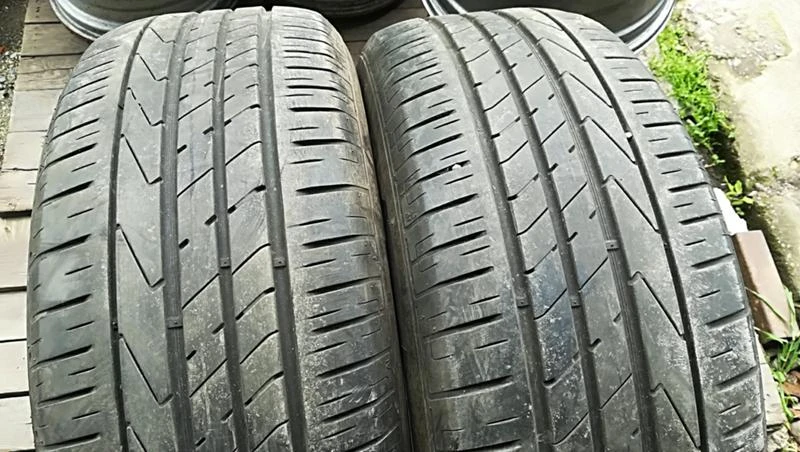 Гуми Летни 235/60R18, снимка 3 - Гуми и джанти - 25464459